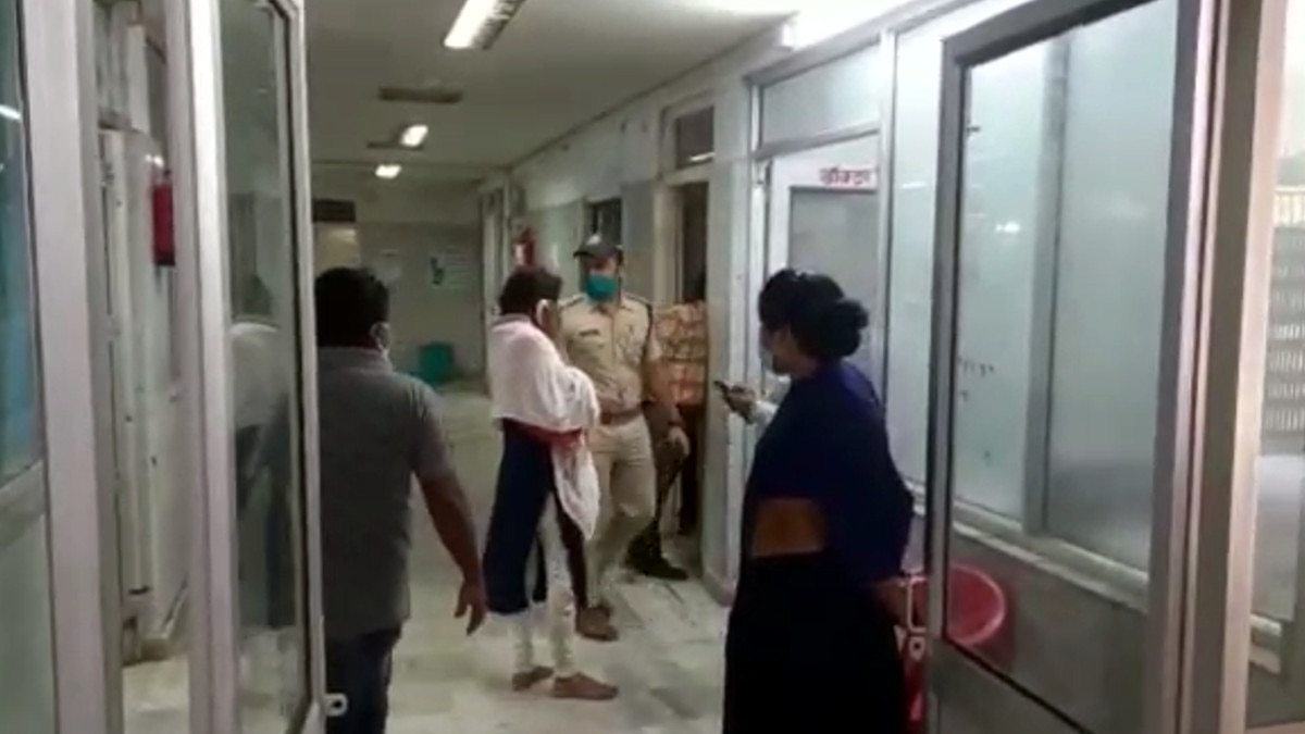 Acid attack on girls 