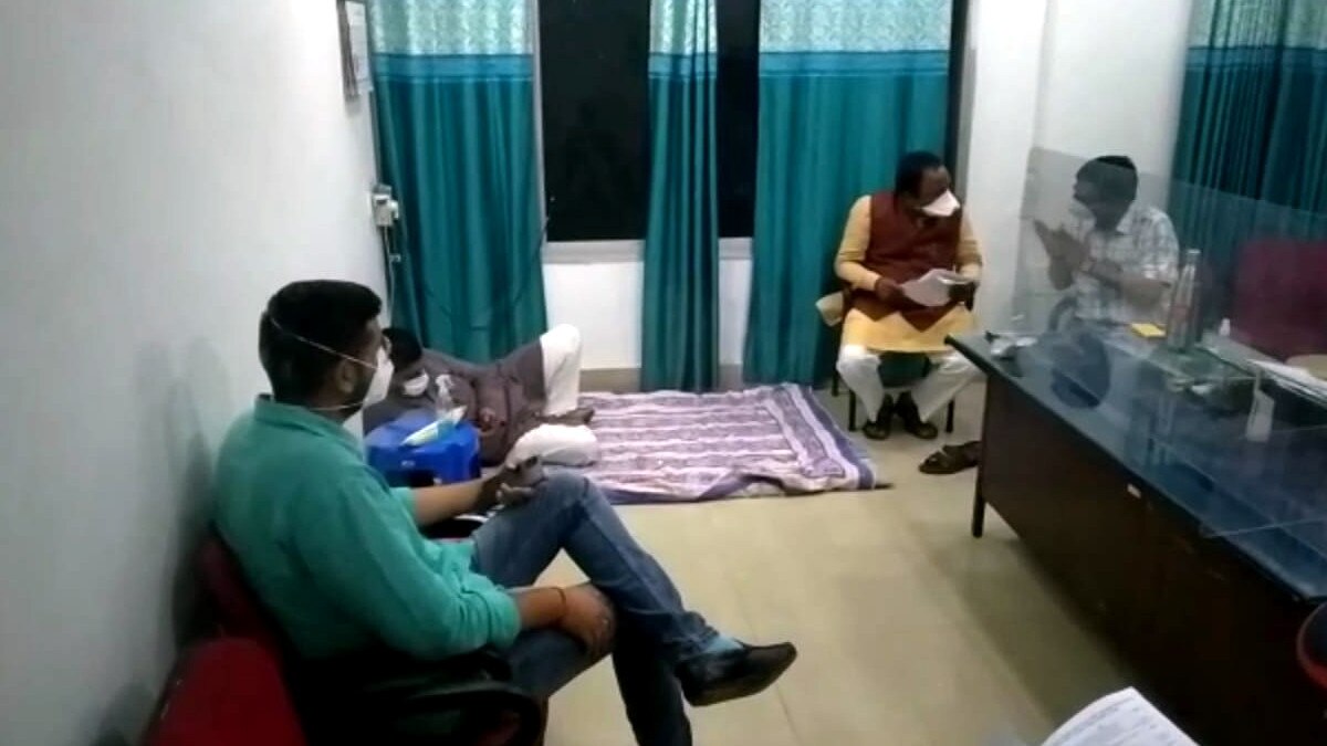 Gandhigiri of BJP MLA