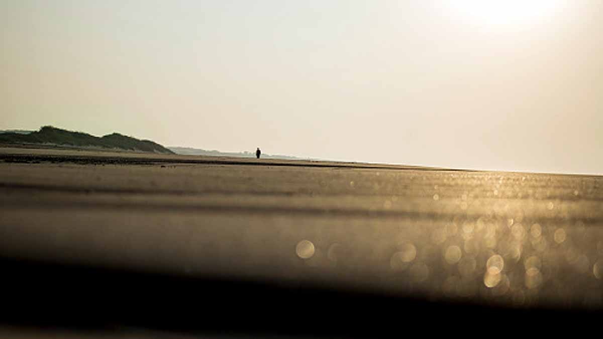 Earth Trapping Twice Heat