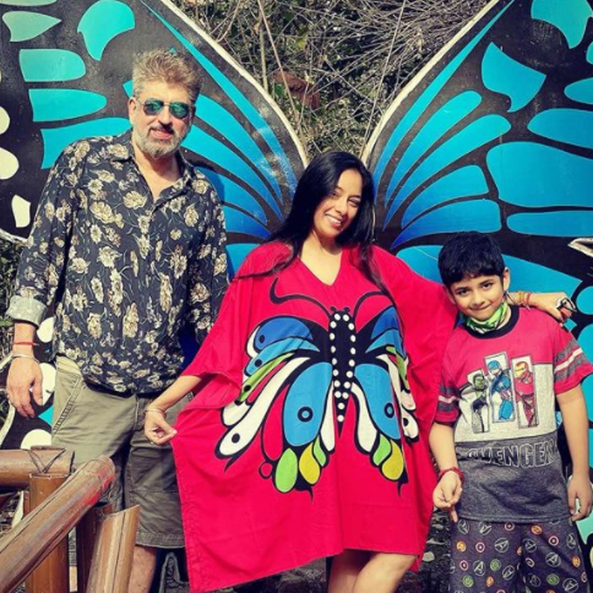 रुपाली गांगुली पति अश्व‍िन के वर्मा और बेटे के साथ 