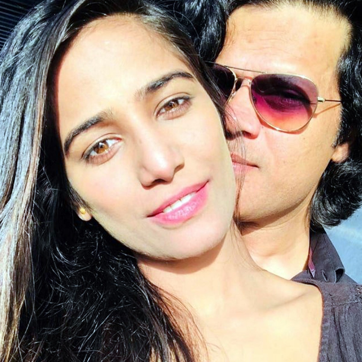 पूनम-सैम 