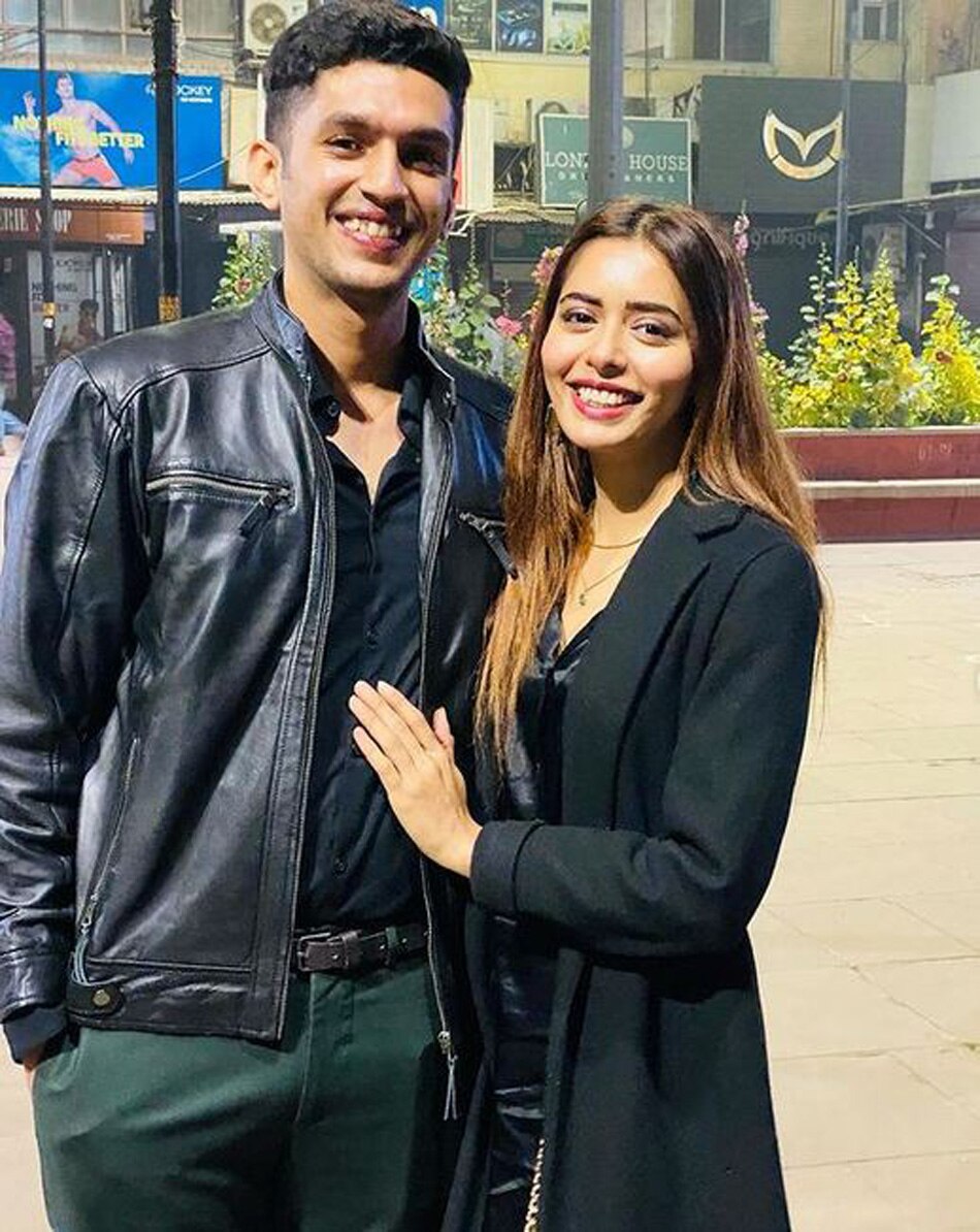  सना सैयद