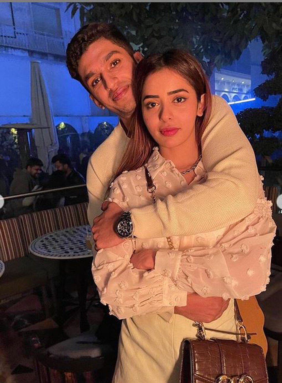  सना सैयद