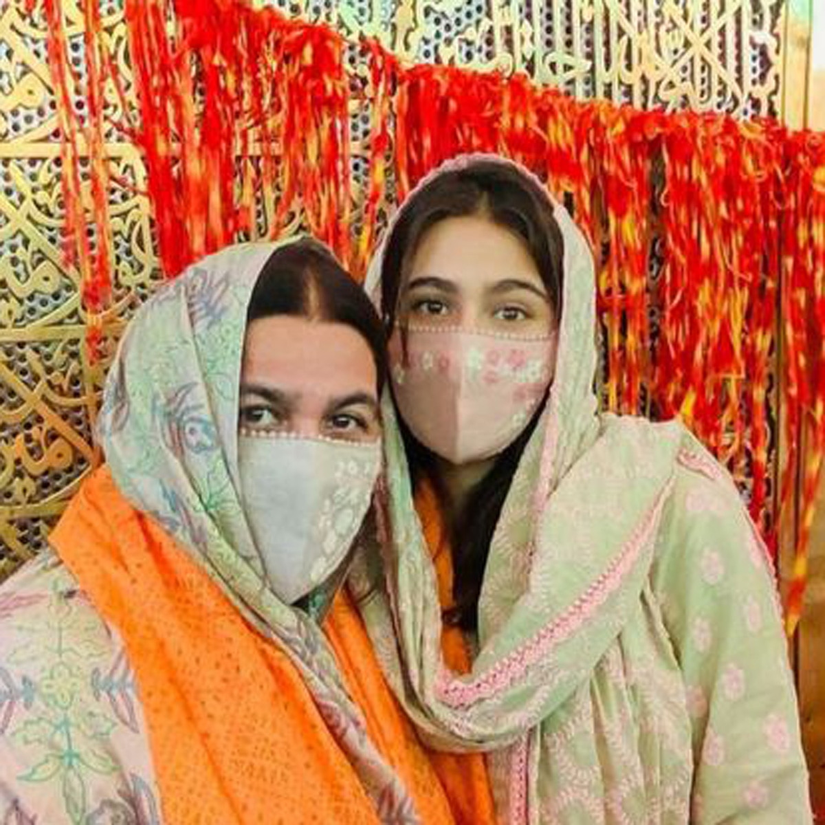 अमृता सिंह संग सारा अली खान