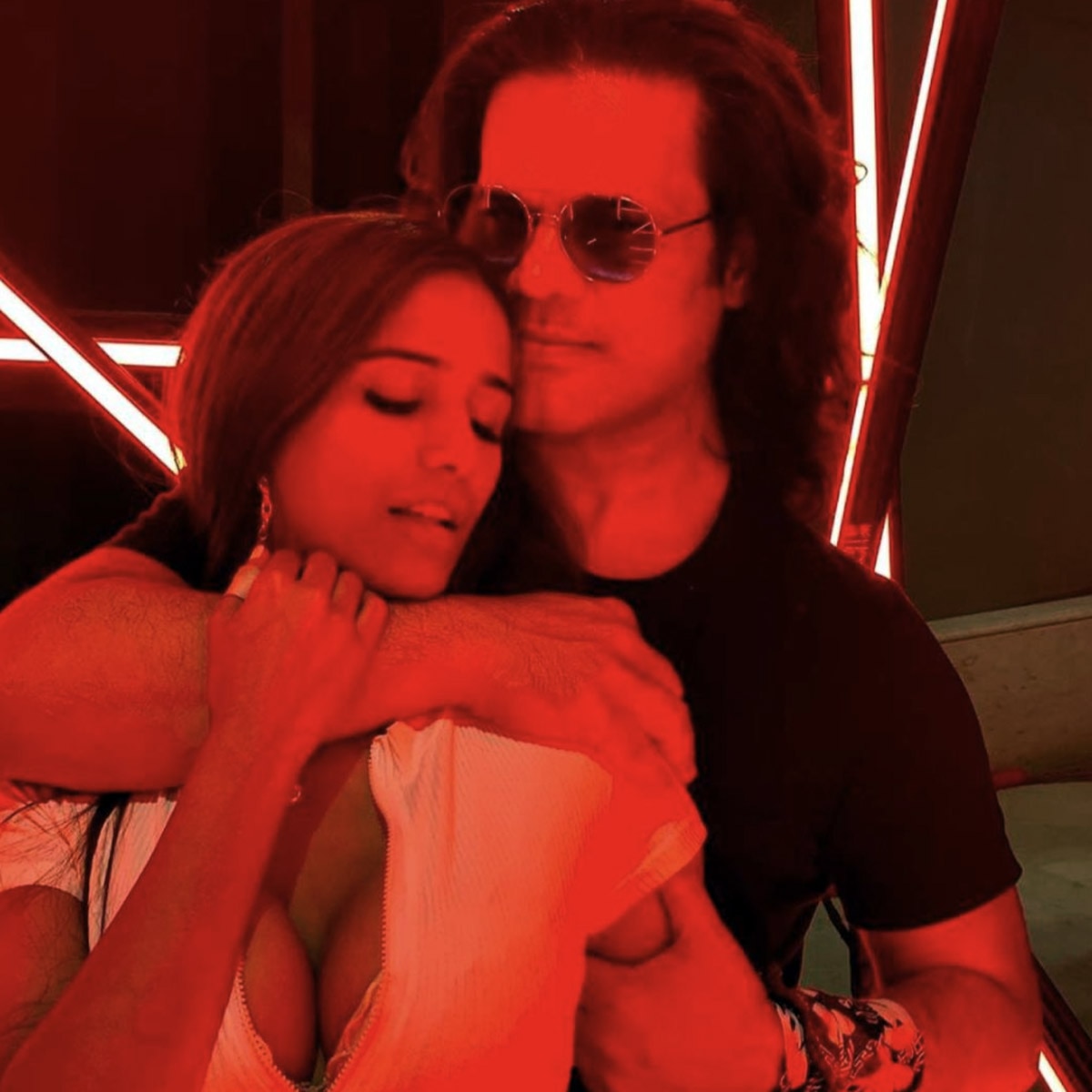 पूनम-सैम 