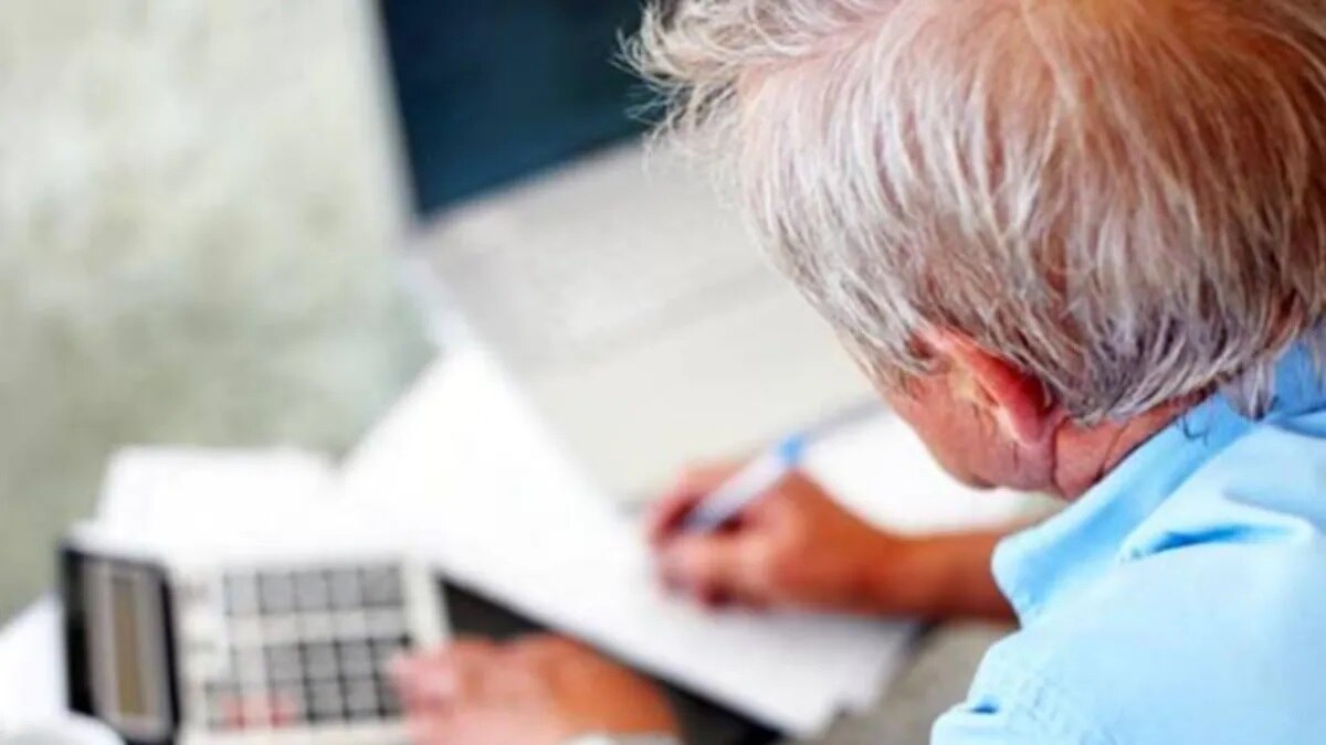 सीनियर सिटीजन्स को 0.50% अतिरिक्त ब्याज