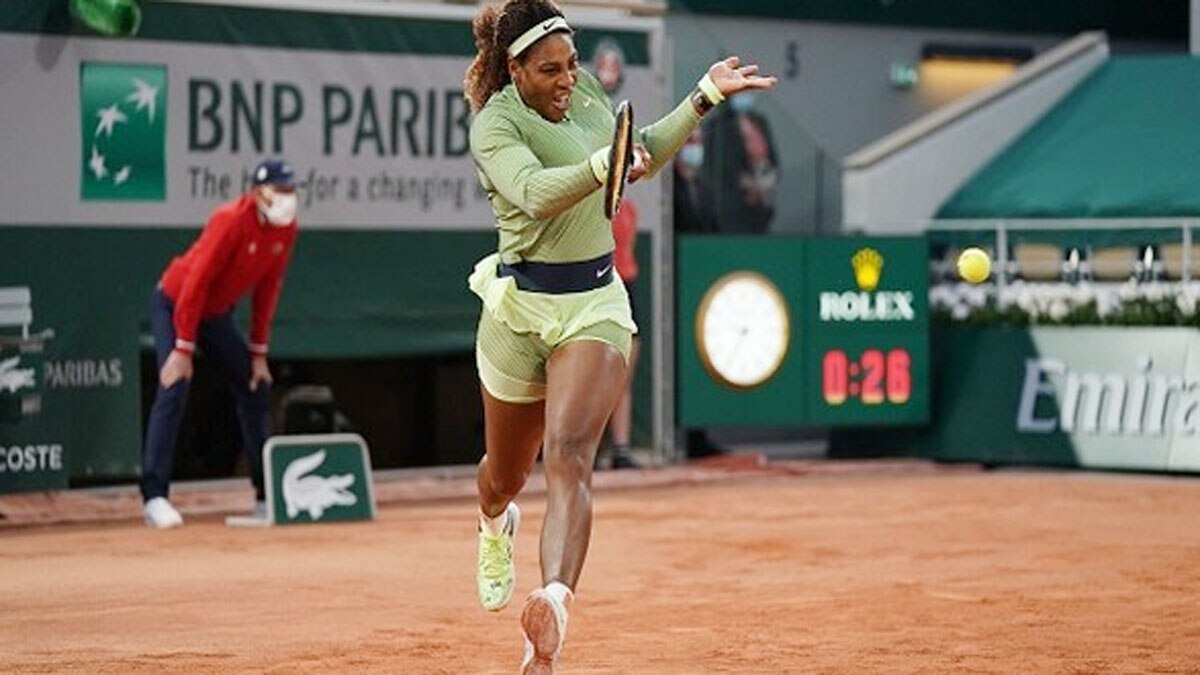 Serena Williams crashes out after losing to Elena Rybakina