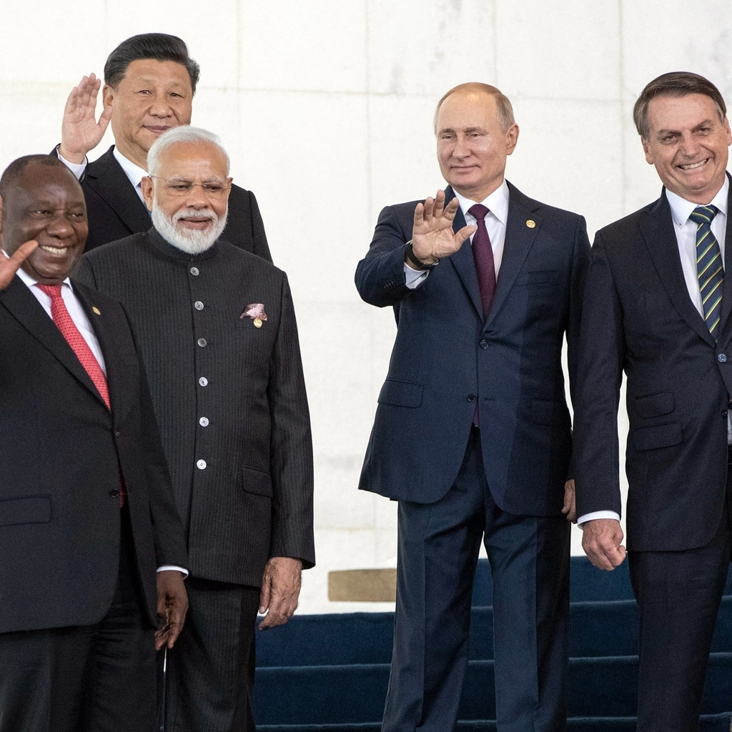 Sino-India issues Russia 