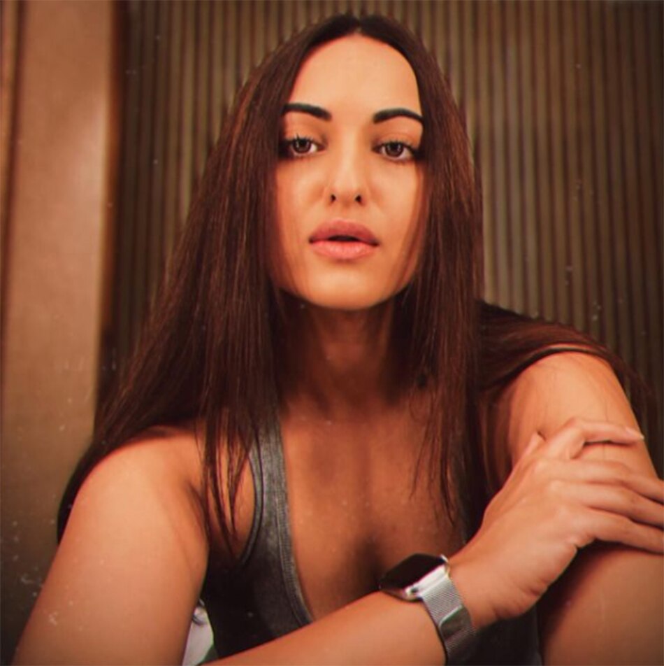 सोनाक्षी सिन्हा