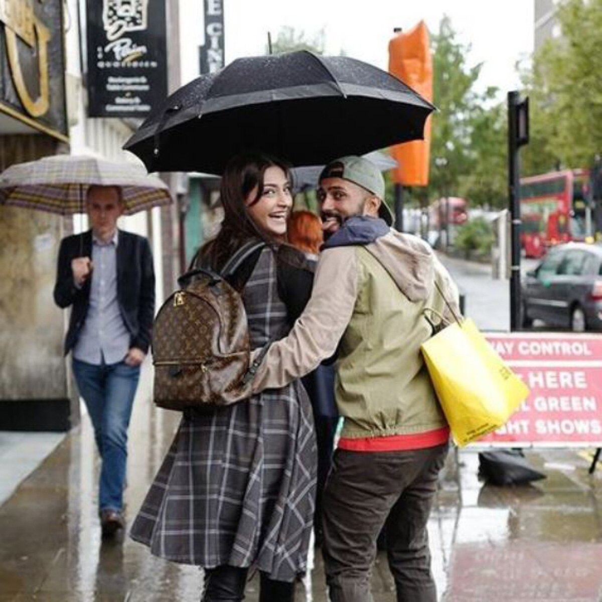 सोनम और आनंद