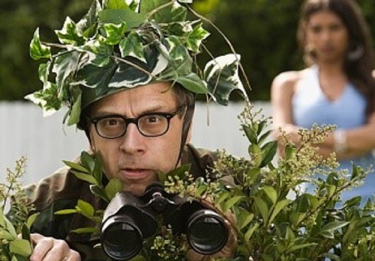 स्पाई कैम से गर्लफ्रेंड की जासूसी