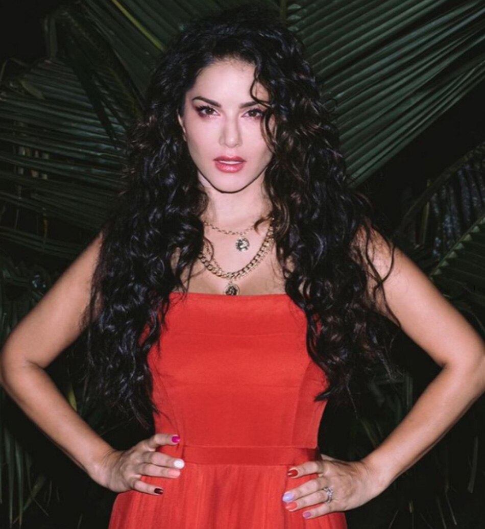 सनी लियोनी 