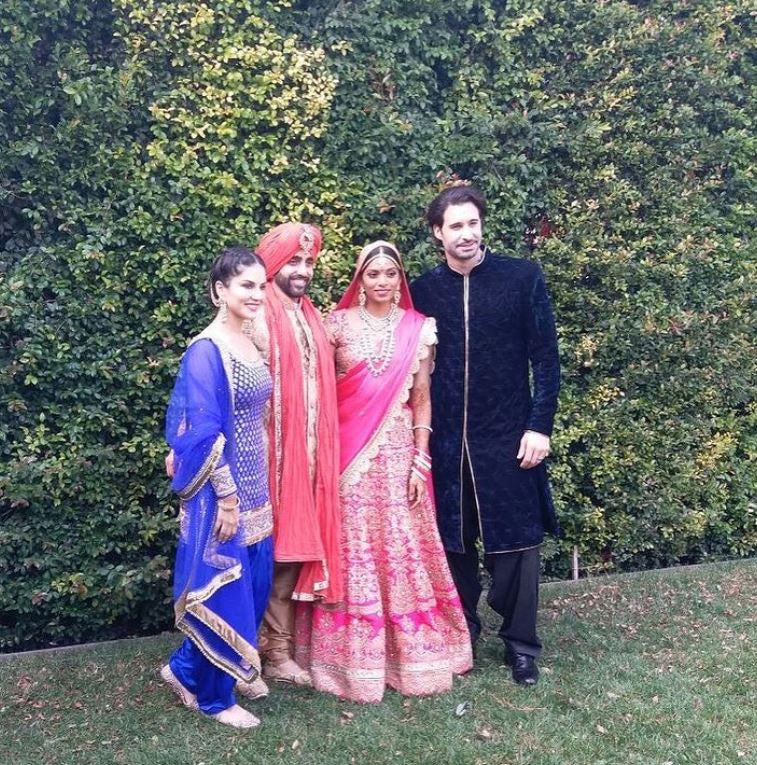 फैमिली संग सनी लियोनी  