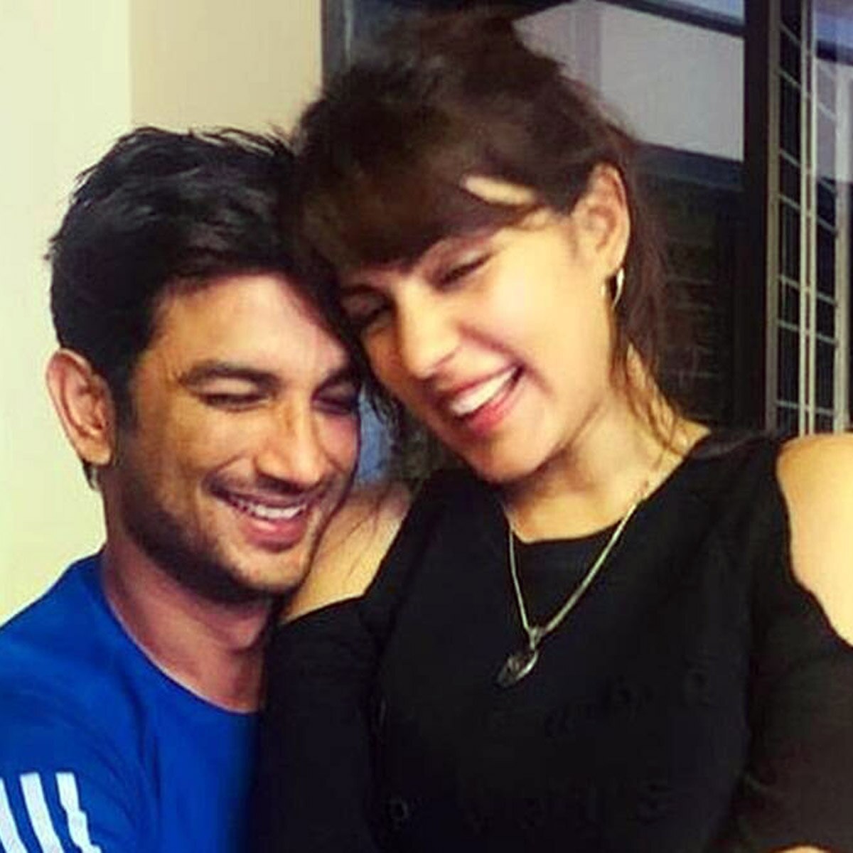 सुशांत सिंह राजपूत और रिया चक्रवर्ती