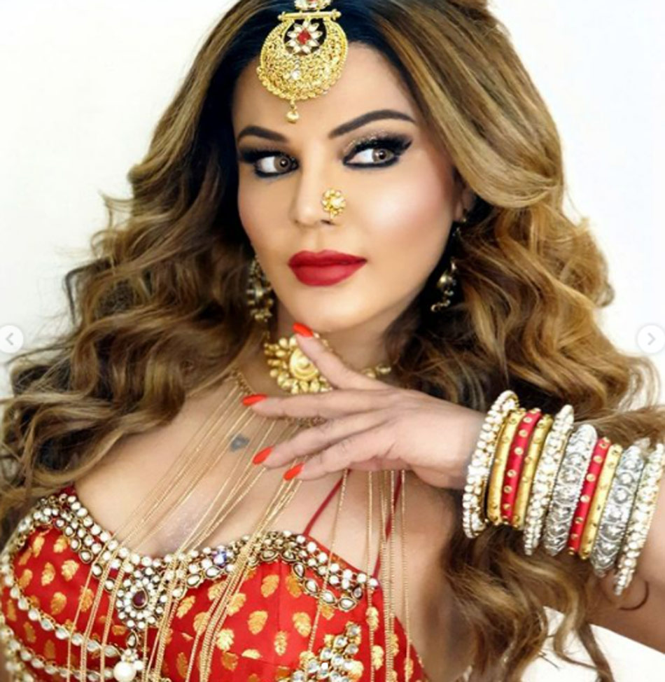  राखी सावंत