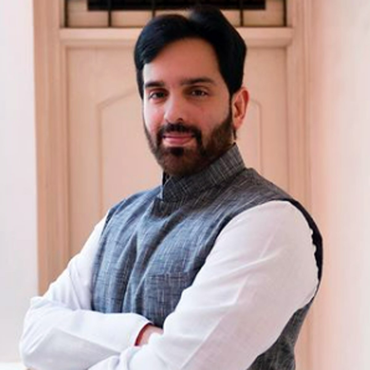 लव सिन्हा