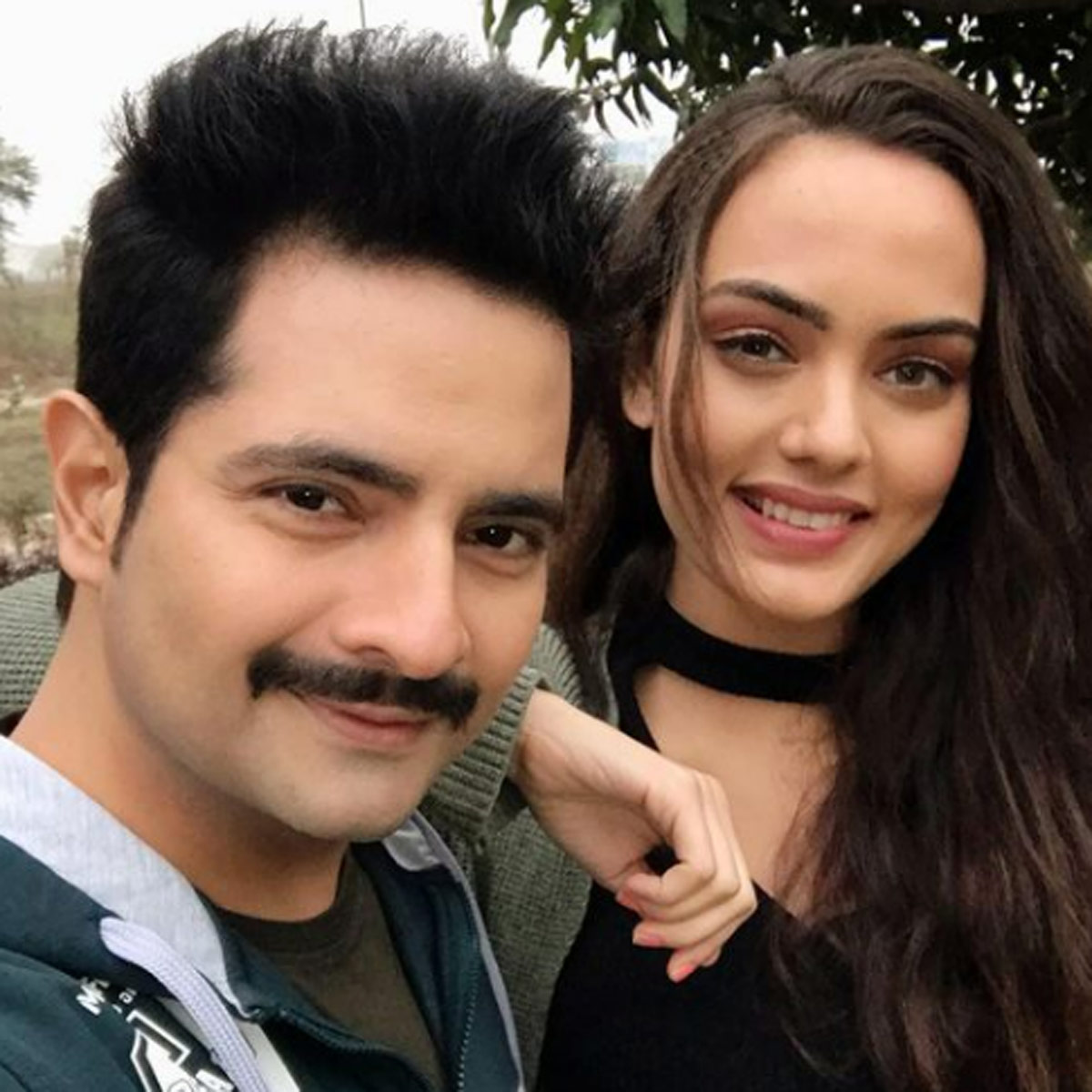 करण मेहरा, हिमांशी पाराशर