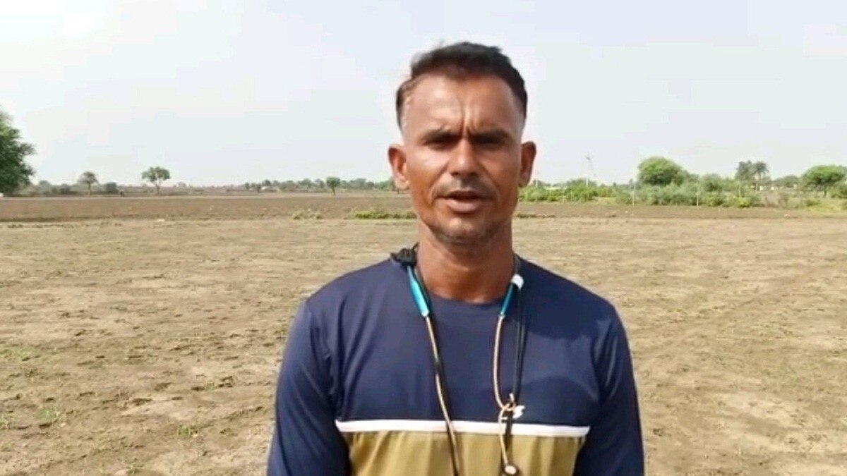 बेटियों के प्रैक्टिस के लिए खेत में बना दिया ट्रैक