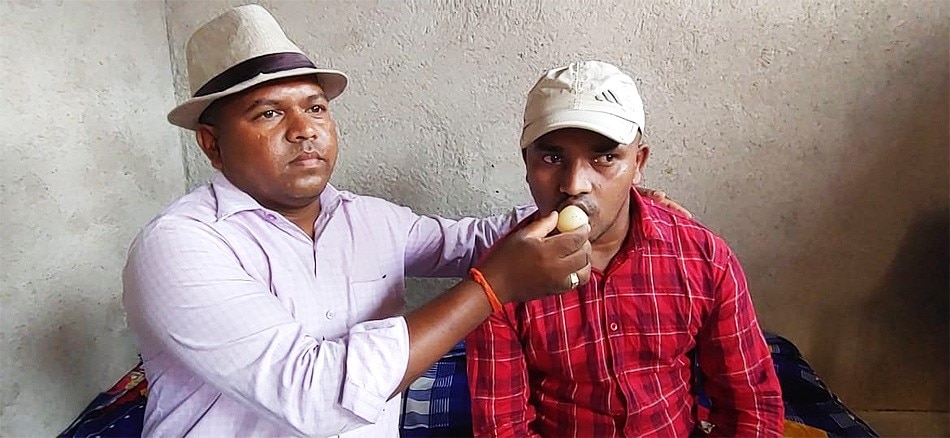 परिवार के साथ बीरेंद्र (aajtak.in)