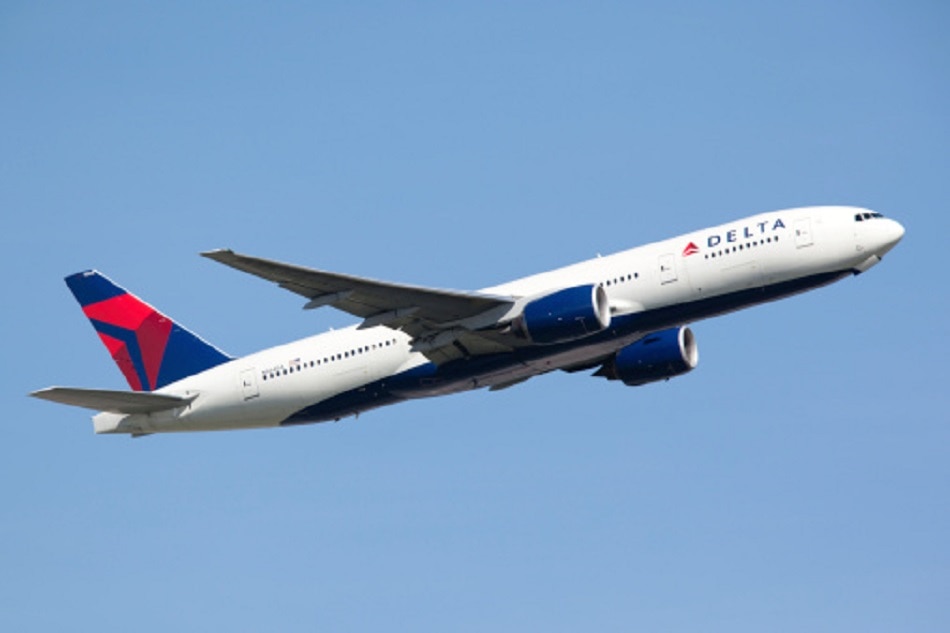 Delta flight emergency landing
