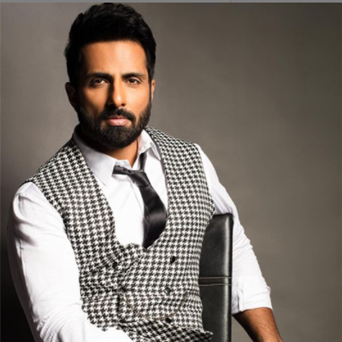 सोनू सूद     