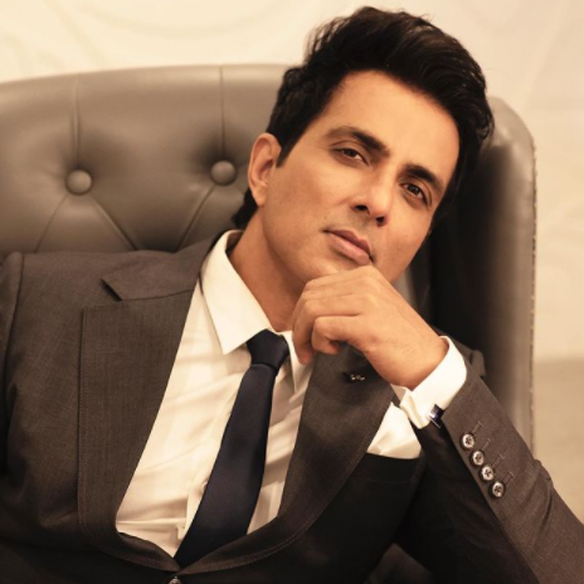 सोनू सूद     