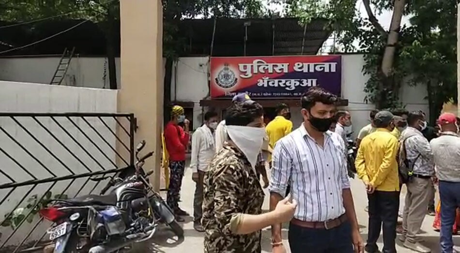 Doctor Plans to Marry Tuition Teacher