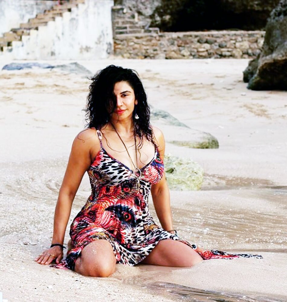 यासमीन चौहान 