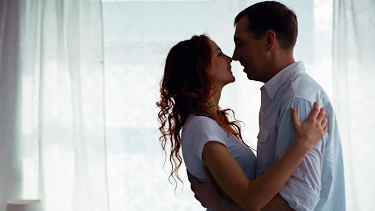 मरीज को दिल दे बैठी शादीशुदा महिला डॉक्टर, होटल में बिताए खास पल