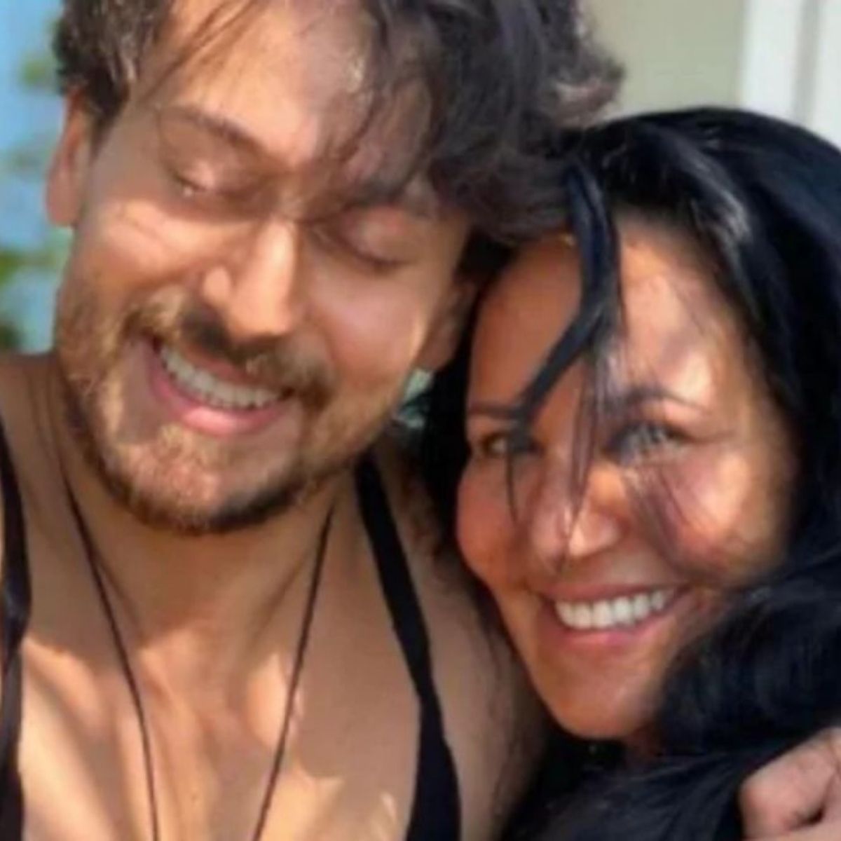 टाइगर श्रॉफ और आयशा श्रॉफ 