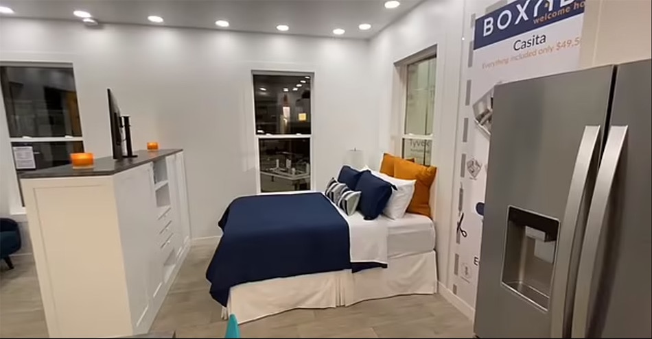 Elon musk small house 