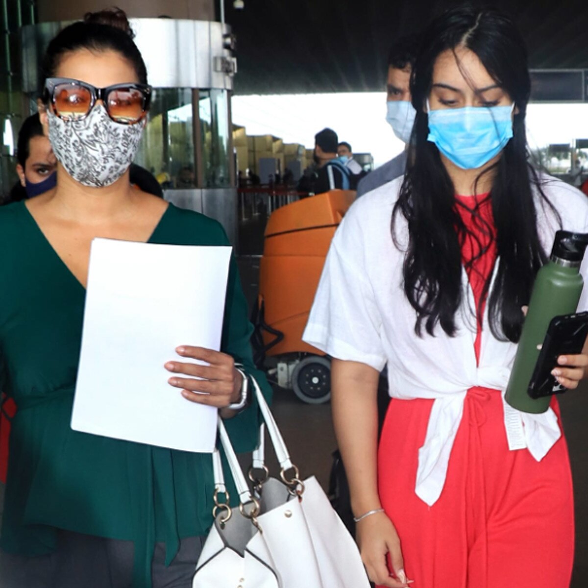 न्यासा देवगन-काजोल