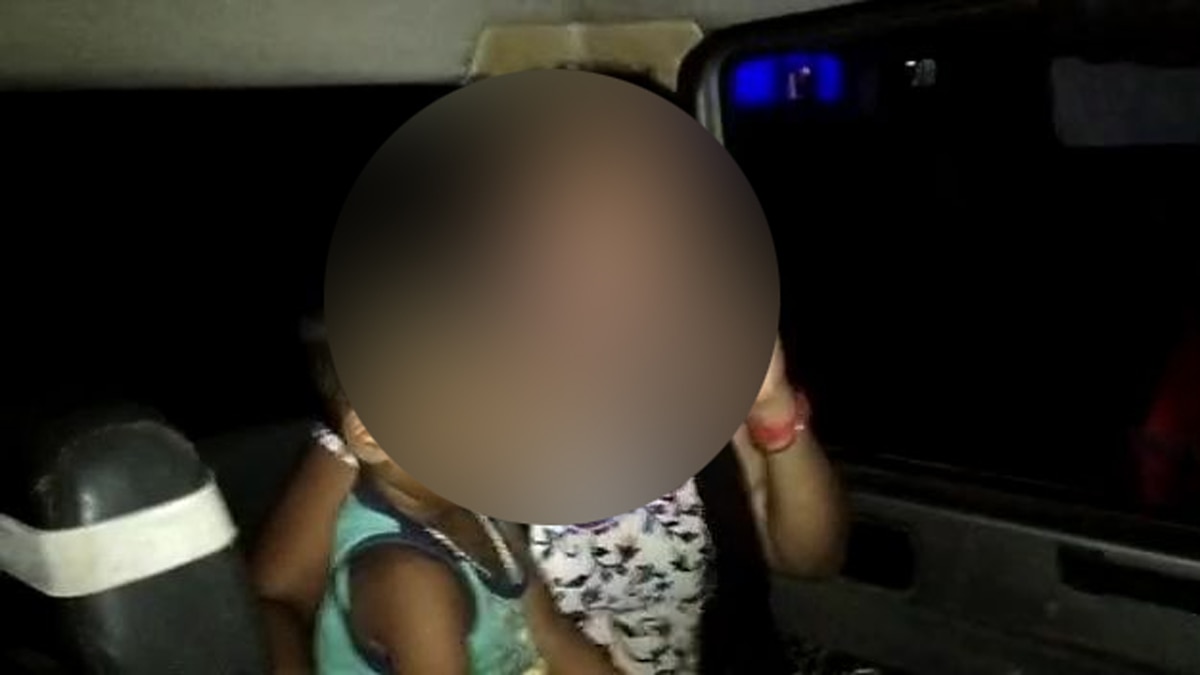 Woman tied to lamp post and beaten up