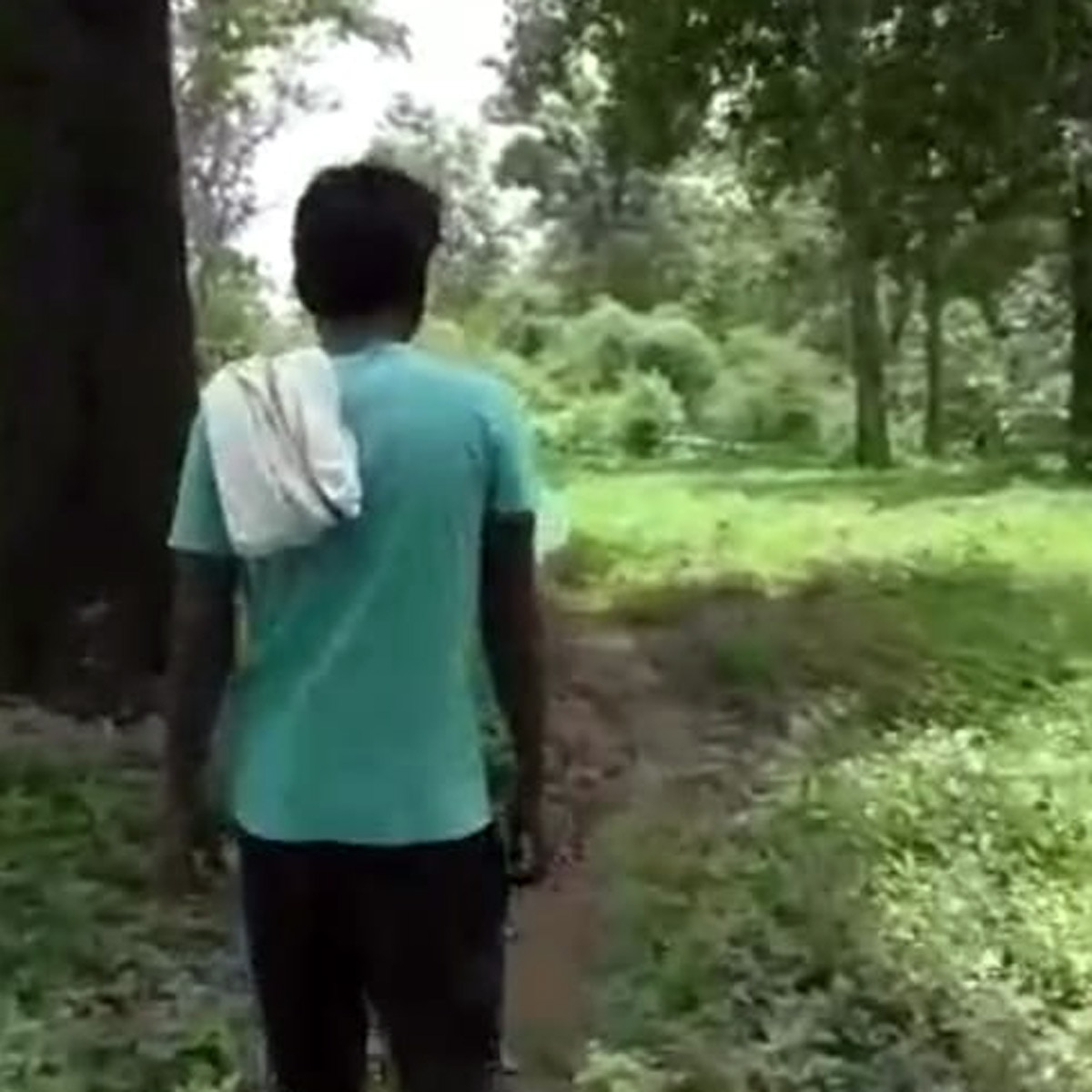 Brave mother fought with leopard