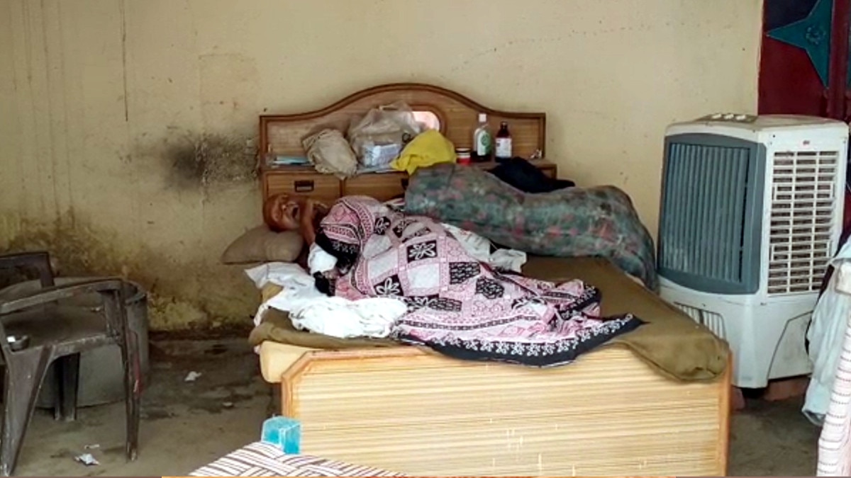 96 साल का बुजुर्ग मृत होने के बाद उठ कर खड़ा हुआ और बोला-अभी मैं जिंदा हूं