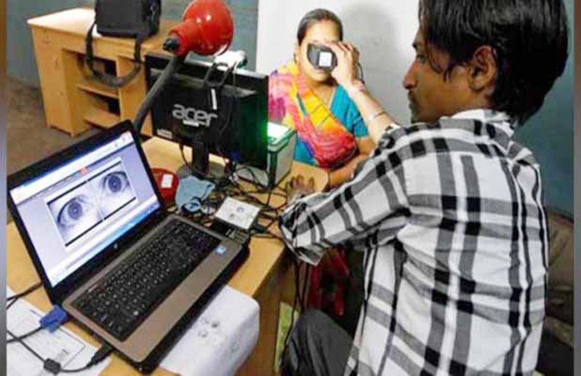 बॉयोमेट्रिक को हमेशा लॉक रखने की कोशिश करें