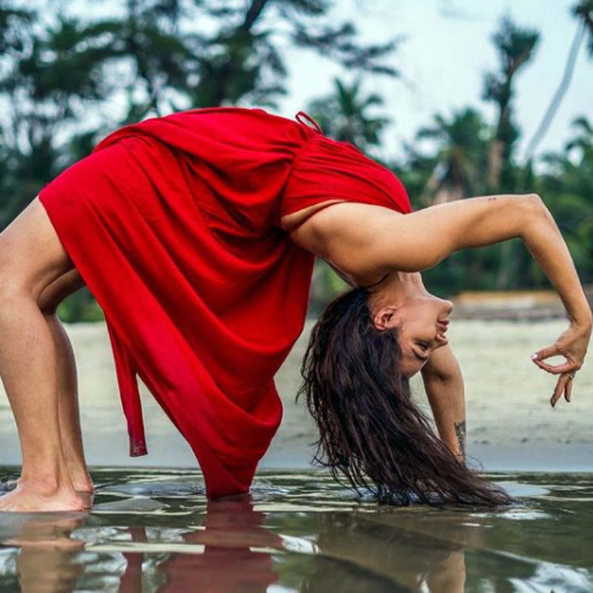 आशका गोराडिया