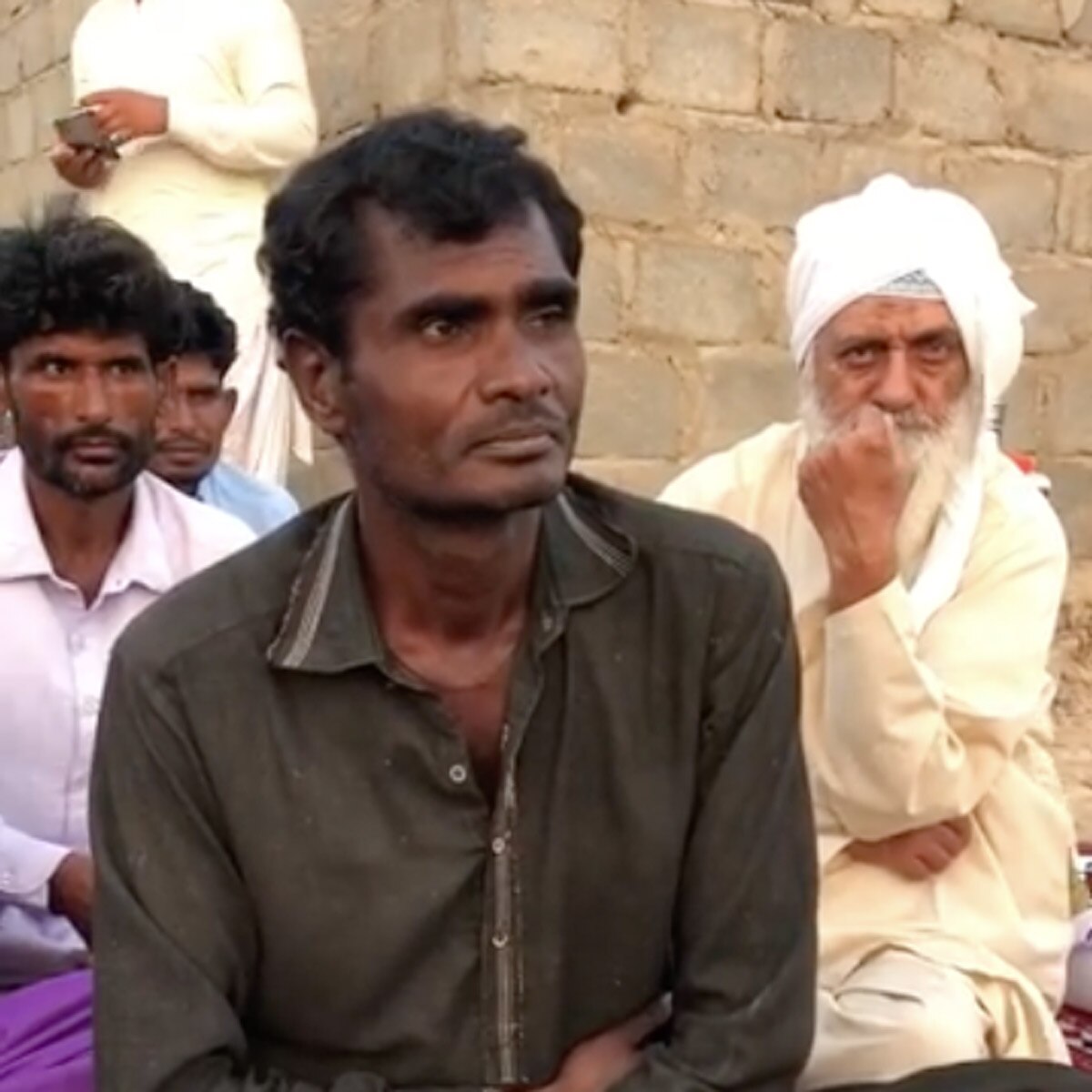 60 Hindus mass converted to Islam