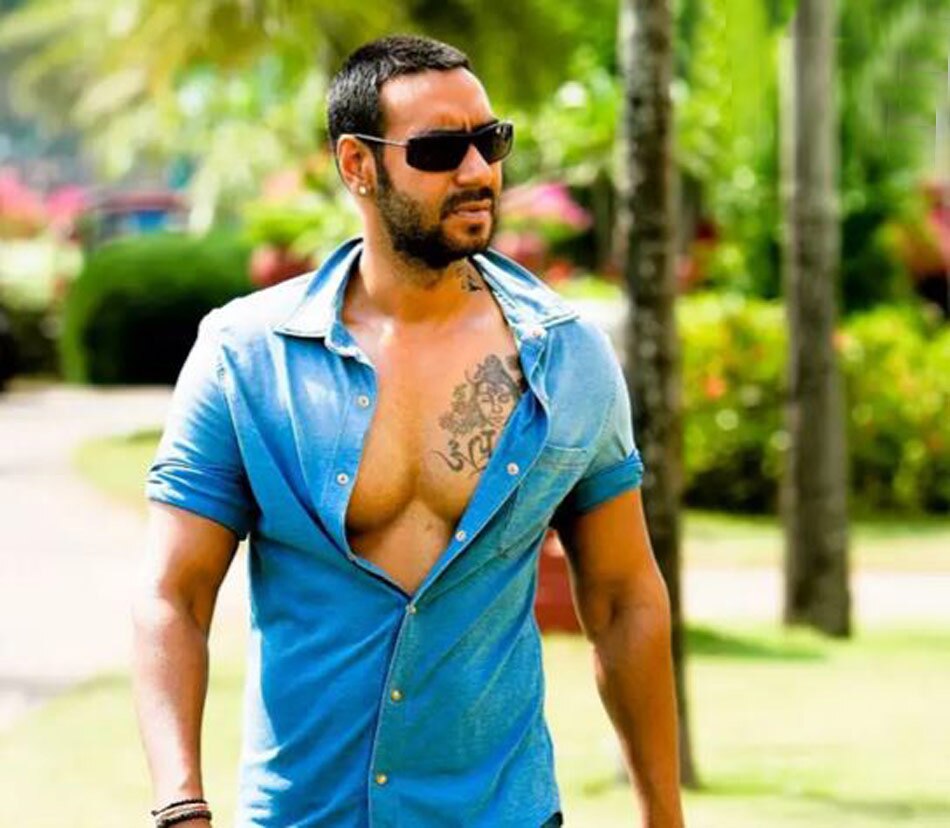 छोटे बालों में अजय देवगन