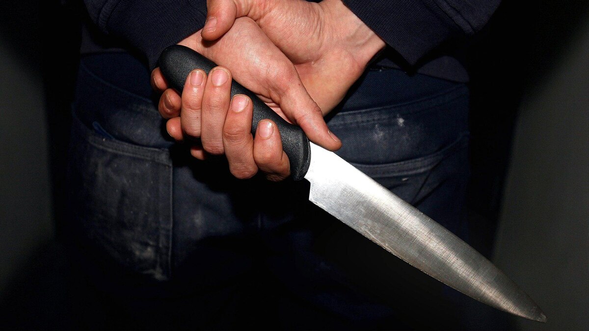 बैग में महिला का कटा सि‍र लेकर घंटों घूमता रहा शख्स