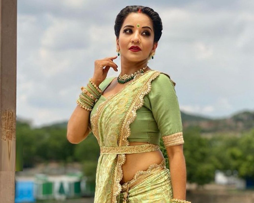 Bhojpuri Actress Monalisa Photoshoot 