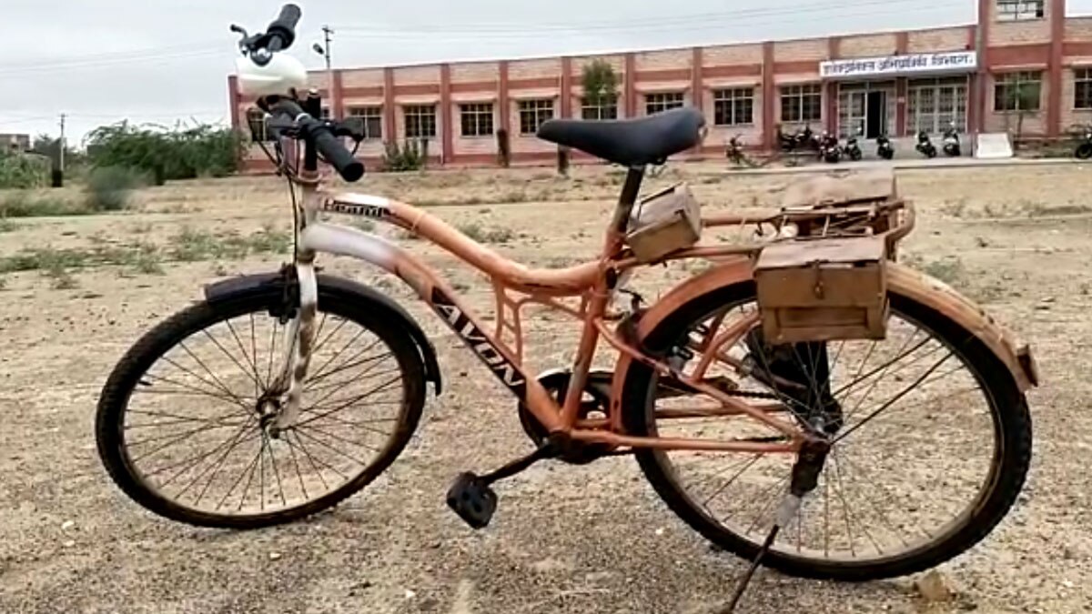 14 स्टूडेंट्स ने महज 8 दिन में बनाई ई-साइकिल