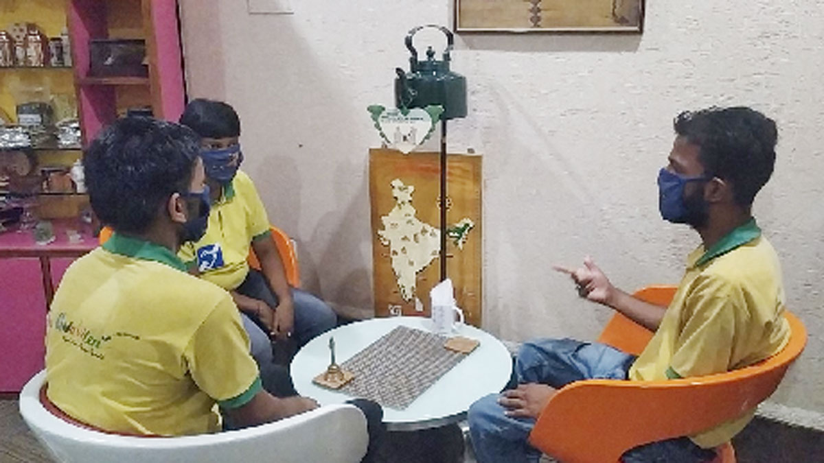 इस कैफे में मिलती है 12 देशों की स्पेशल चाय 