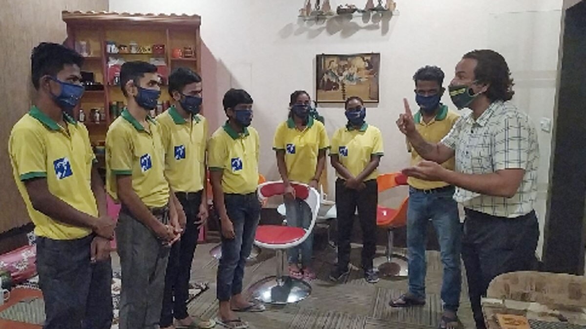 इस कैफे में मिलती है 12 देशों की स्पेशल चाय 