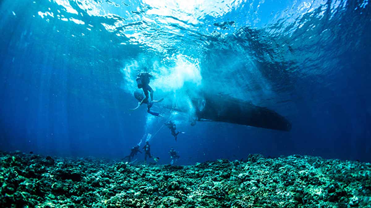 China's Secret drone Submarine