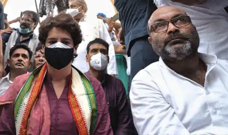 यूपी कांग्रेस अध्यक्ष अजय कुमार लल्लू के साथ प्रियंका गांधी वाड्रा