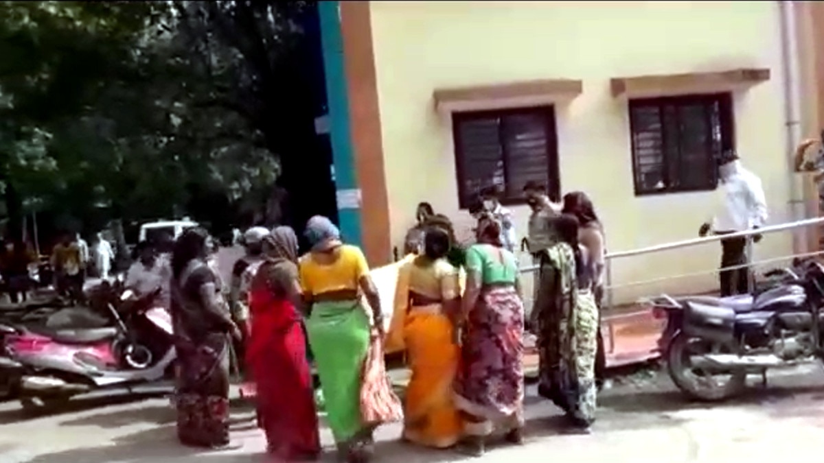 6 people of the same family died suffocated smoke