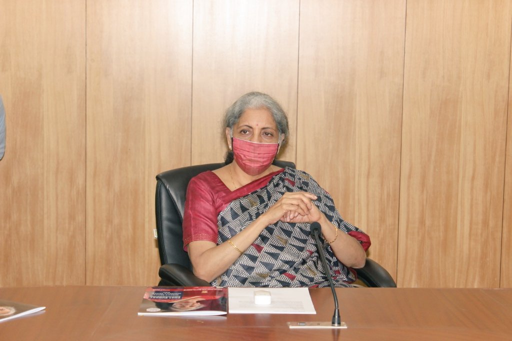 विनिवेश के लिए फैसला 