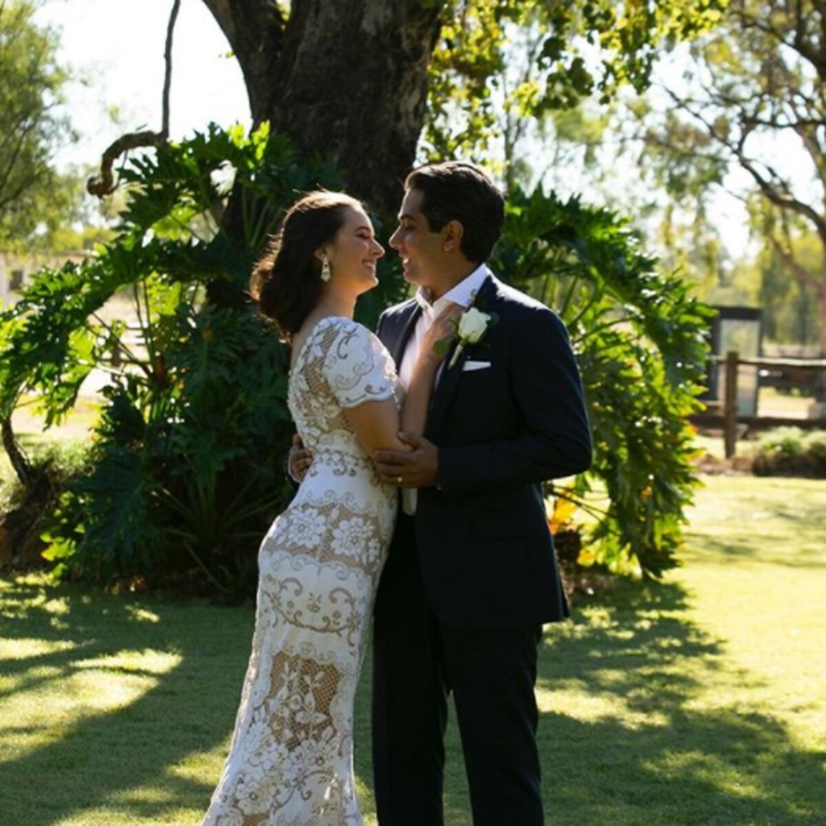 एवल‍िन शर्मा-तुषान भ‍िंंडी 