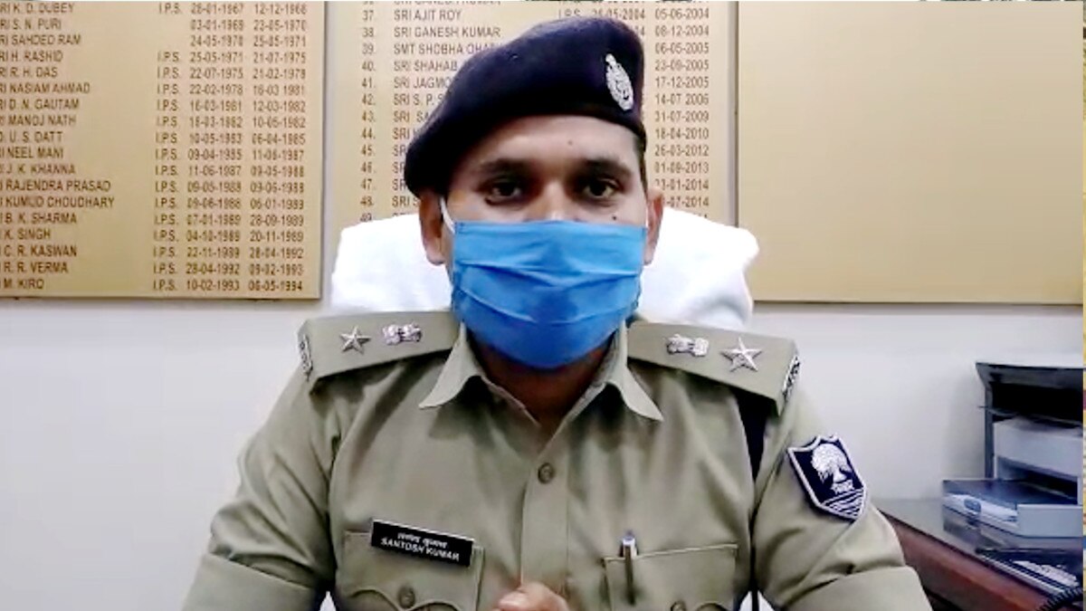 Wife gangraped in front by taking husband hostage video viral